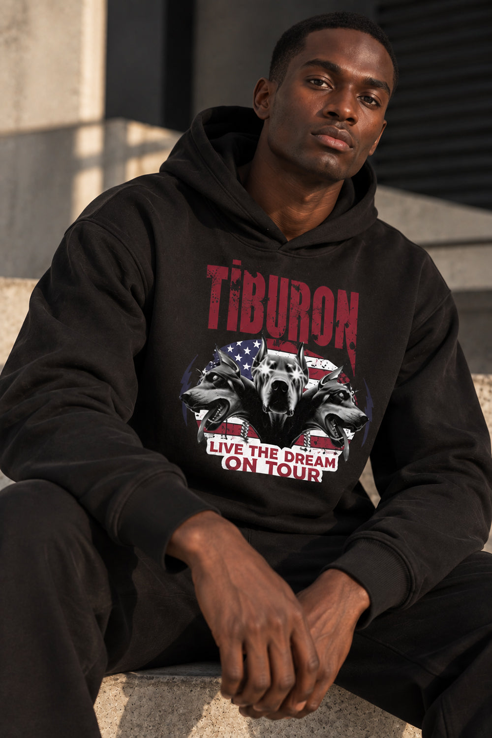 Önü Baskılı Kapüşonlu Siyah Erkek Hoodie