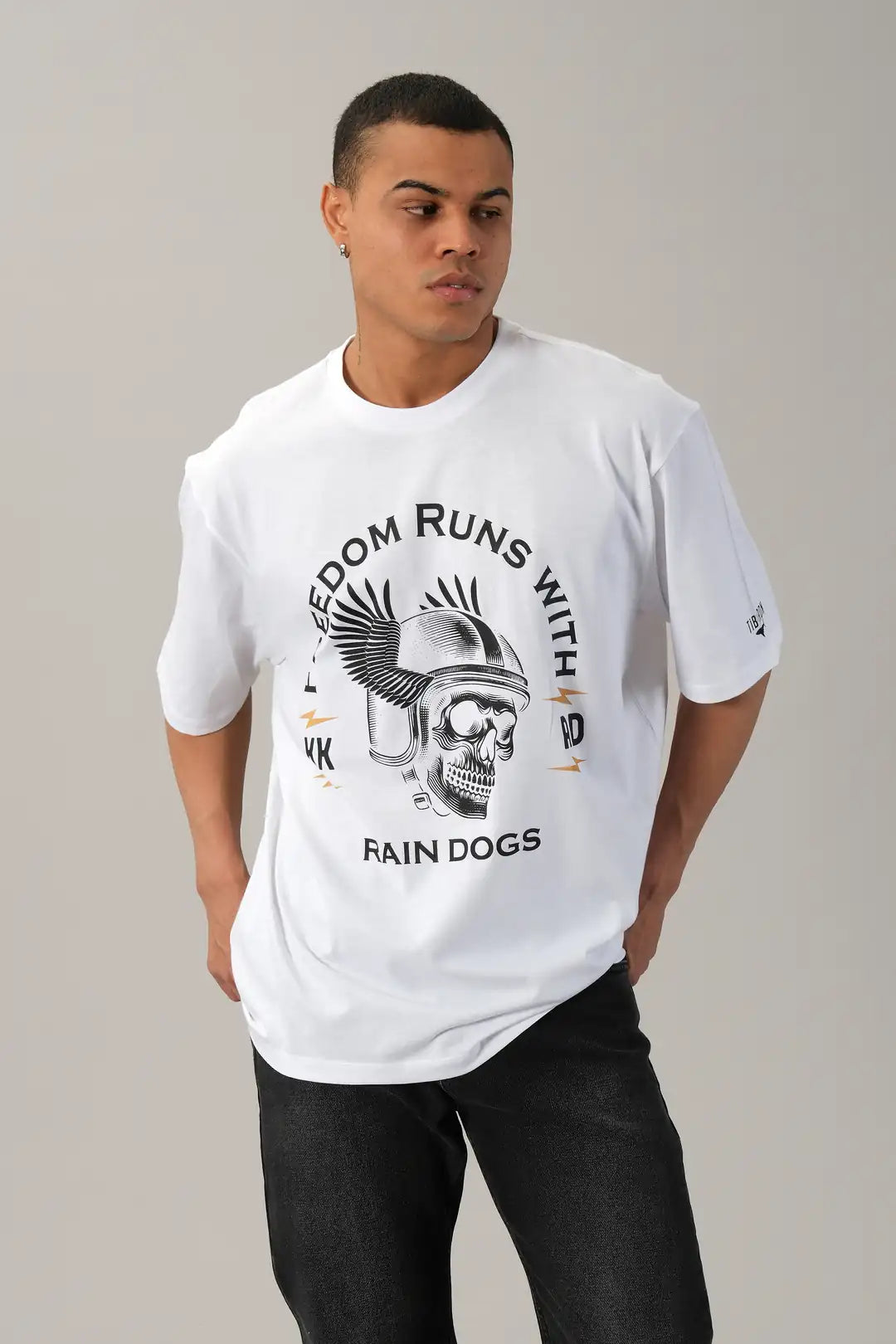 Rain Dogs Kuru Kafa Baskılı Tişört