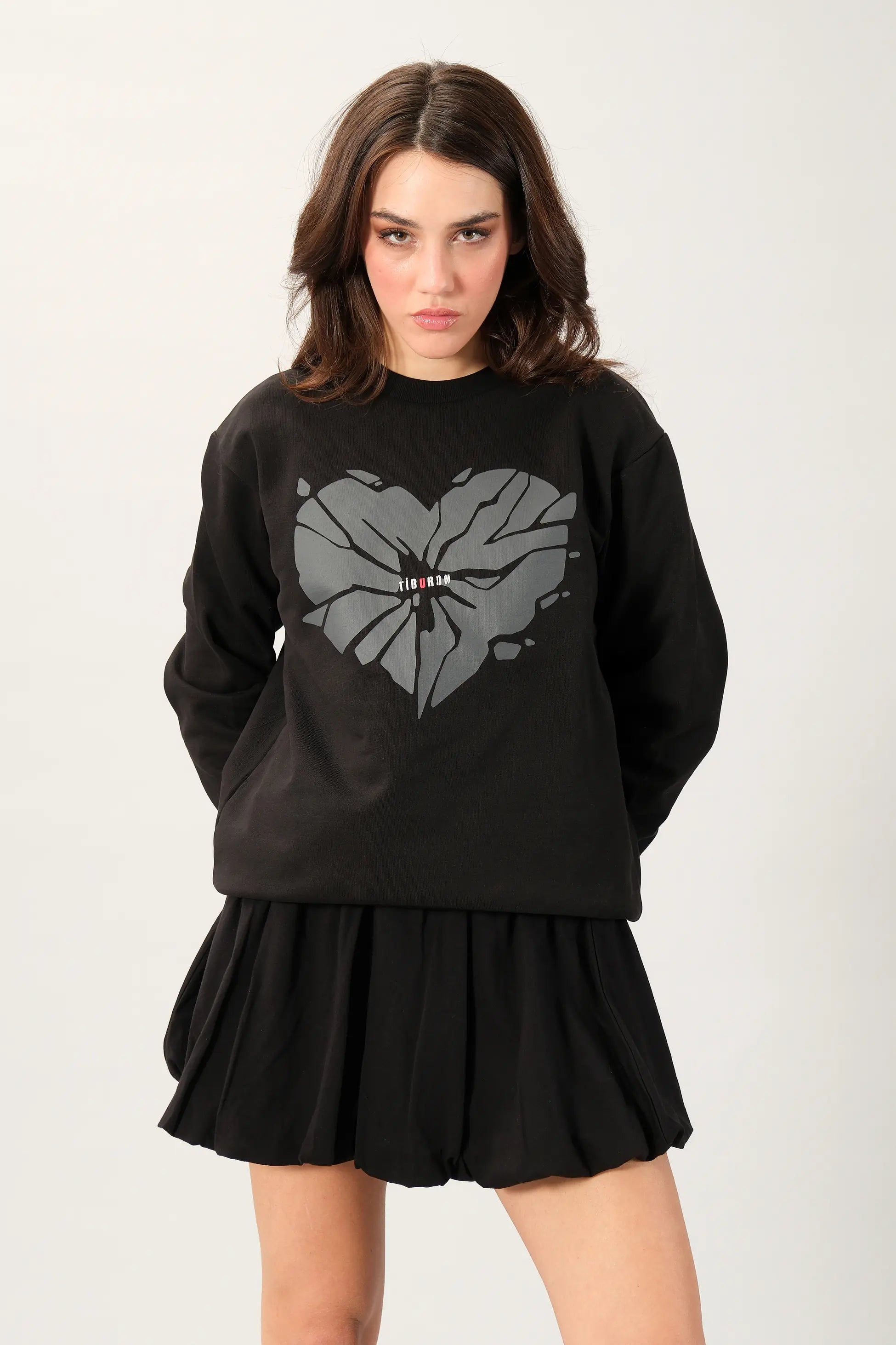 Tiburon Kalp Baskılı Siyah Sweatshirt