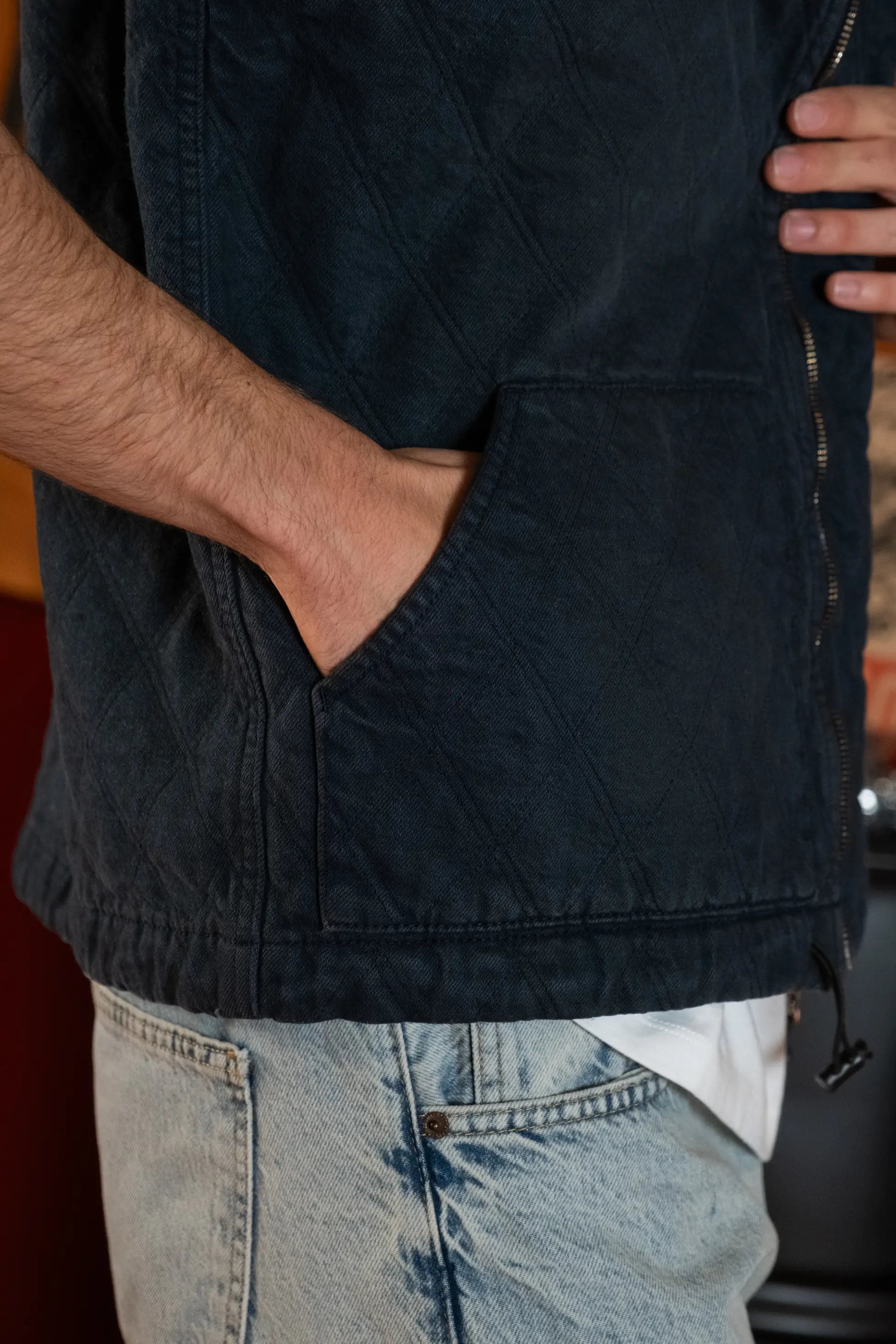Koyu Lacivert Fermuarlı Kapitone Denim Yelek