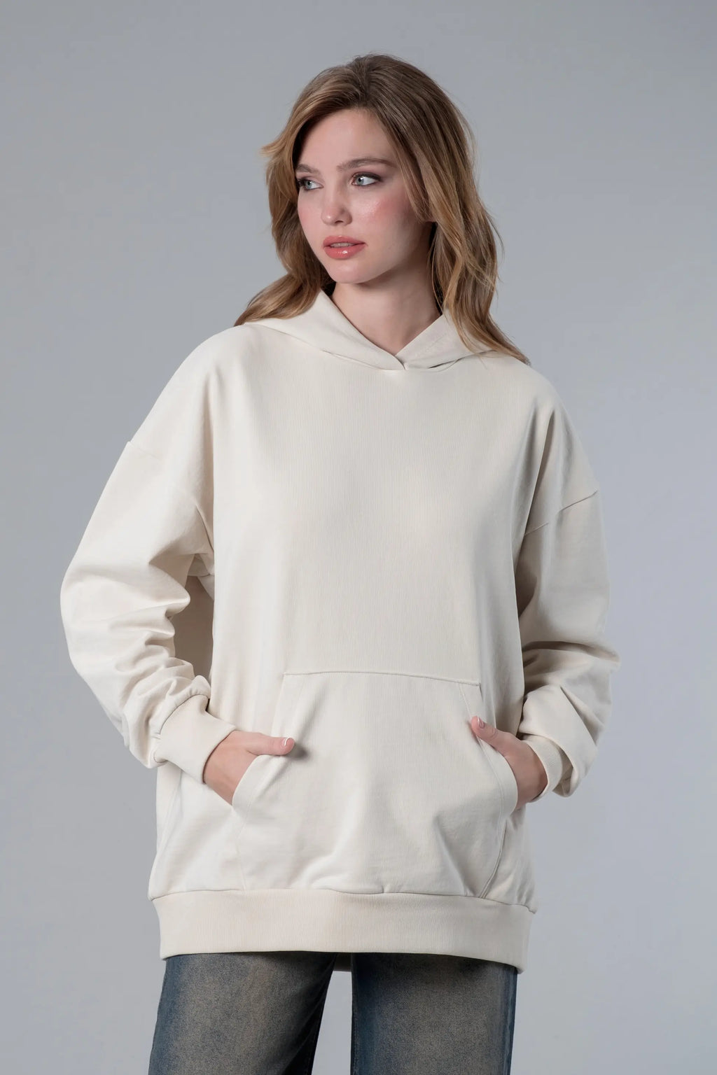 Ekru Kapüşonlu Cepli Hoodie