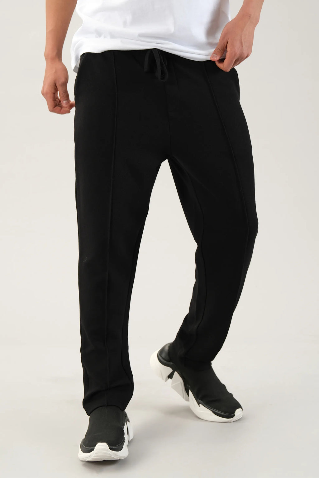Siyah Dokulu Jogger Pantolon