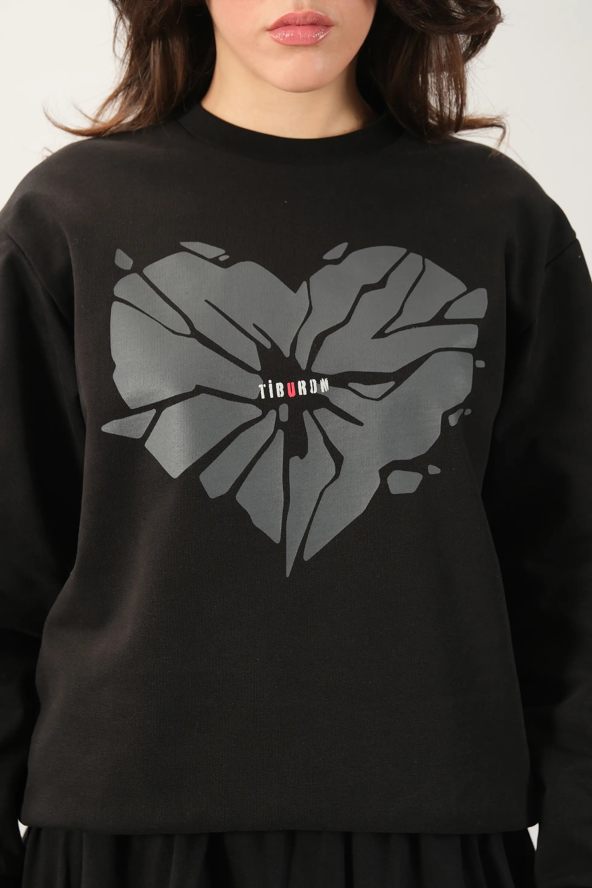 Tiburon Kalp Baskılı Siyah Sweatshirt