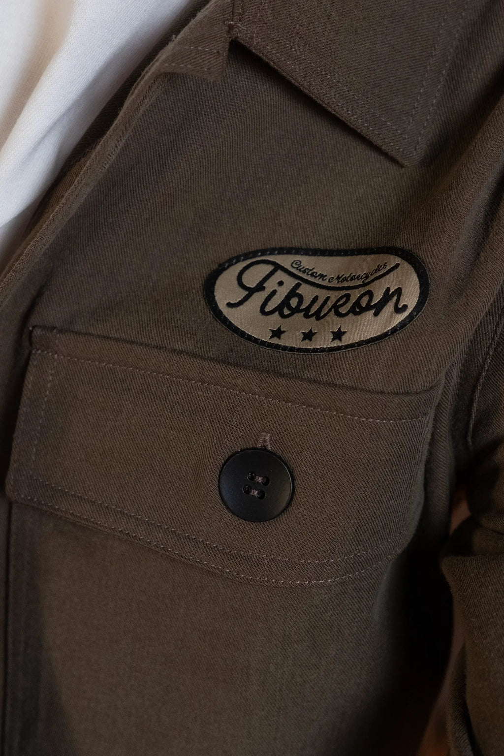 Patch Detaylı Haki Uzun Kollu Tensel Gömlek