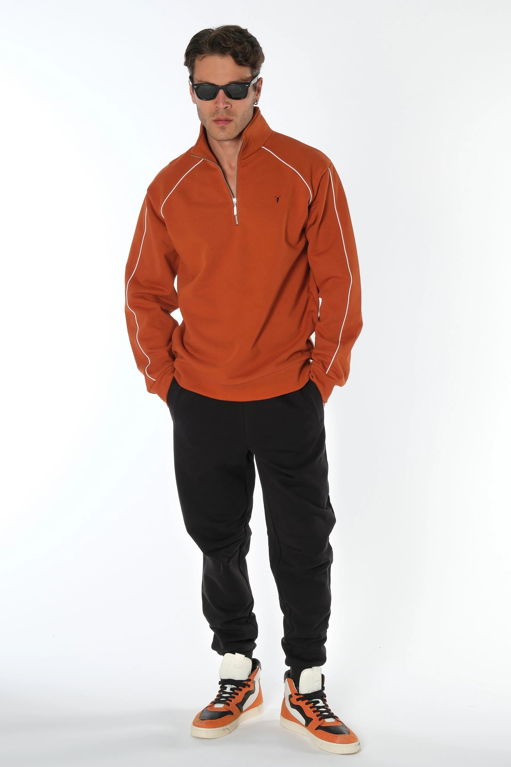 Siyah Manşetli Jogger