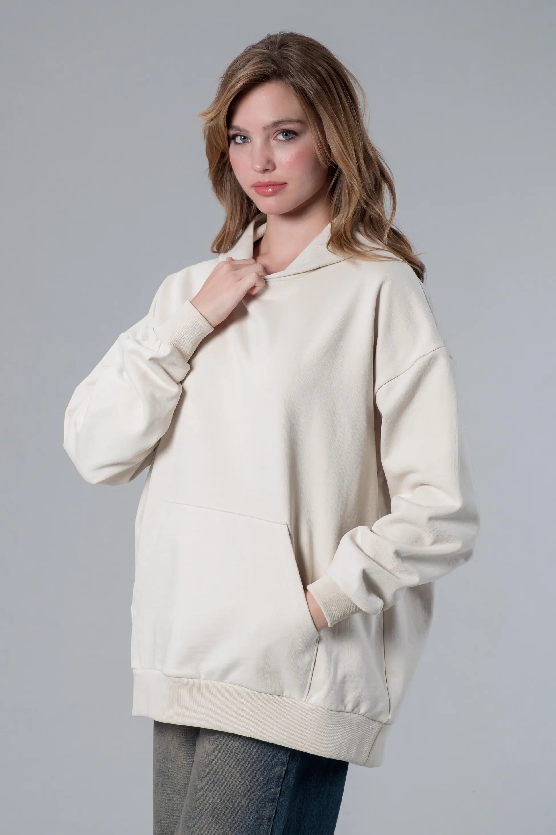 Ekru Kapüşonlu Cepli Hoodie