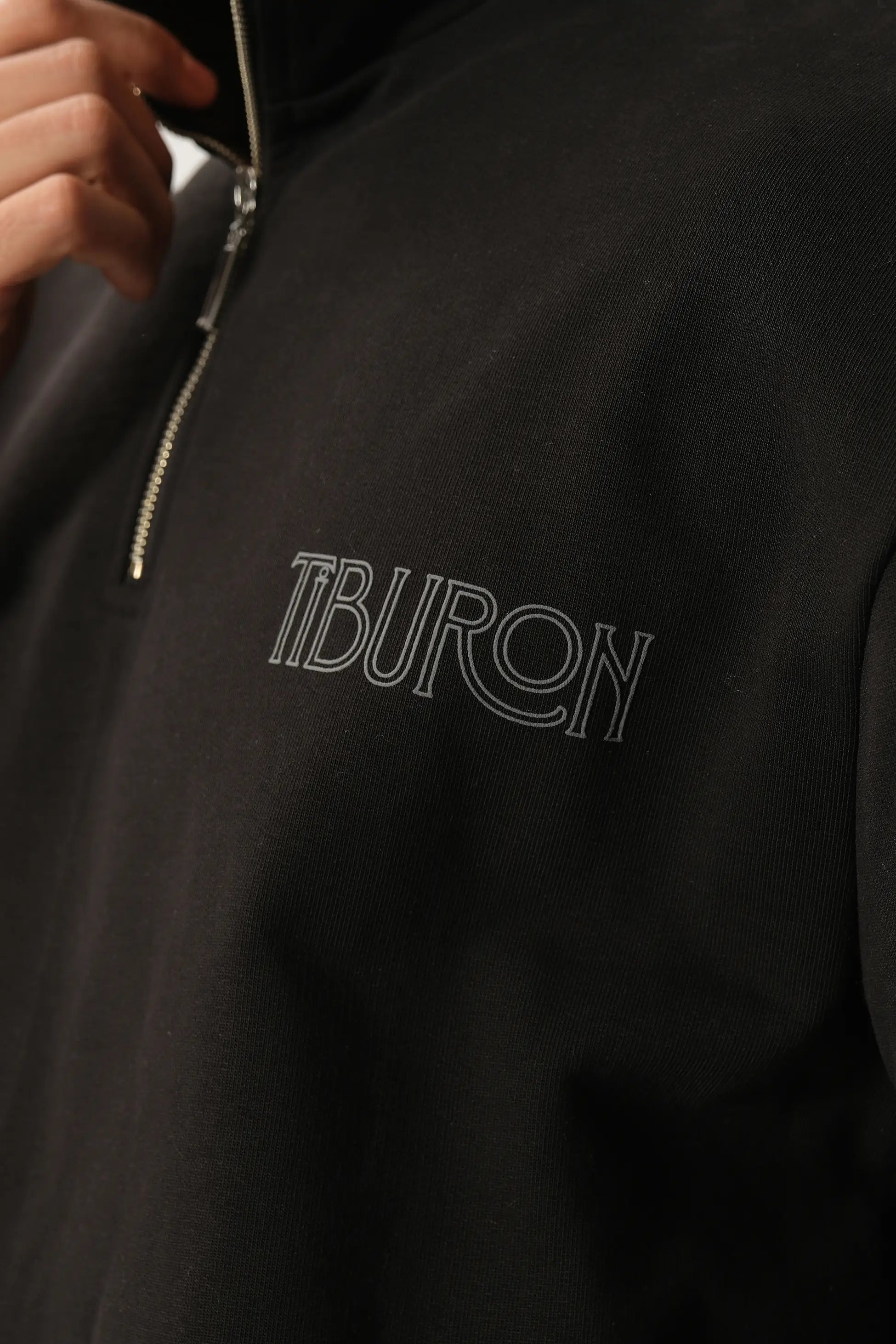 Yarım Fermuarlı Tiburon Siyah Sweatshirt