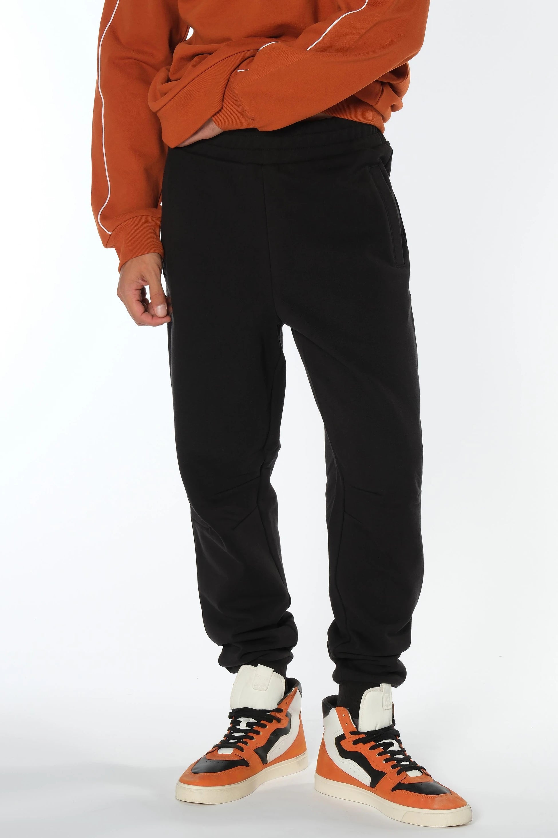 Siyah Manşetli Jogger