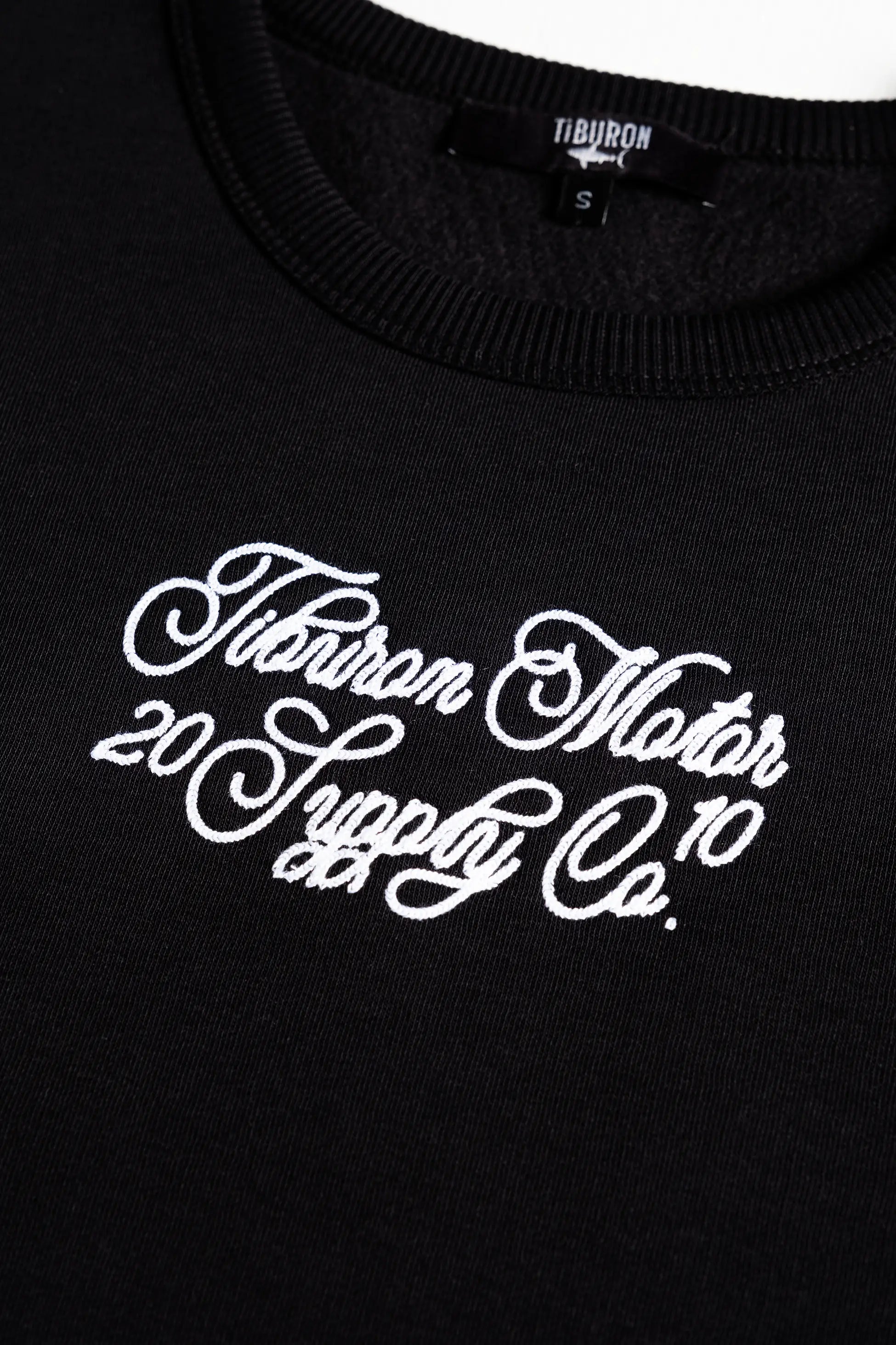 Dikiş Detaylı Nakışlı Siyah Sweatshirt