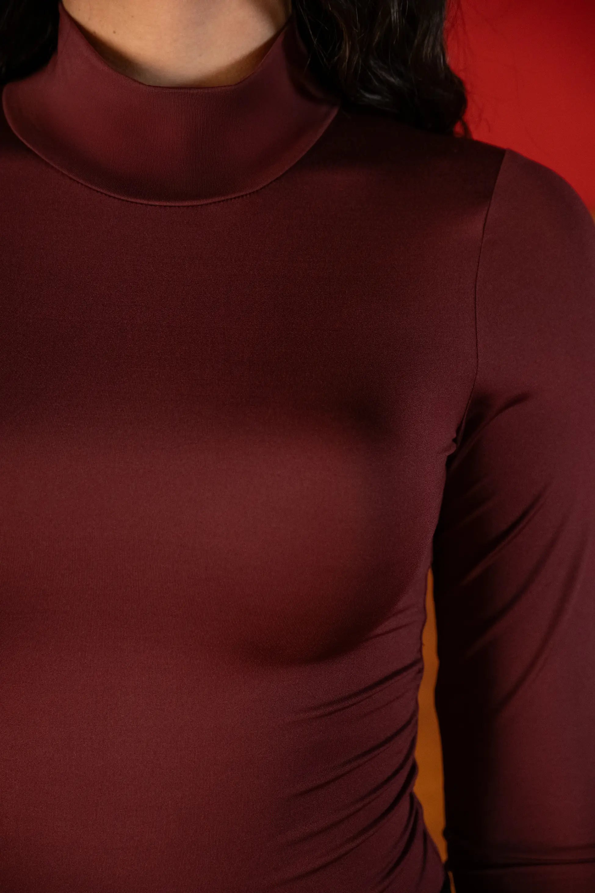 Drape Detaylı Bordo Çıtçıtlı Body