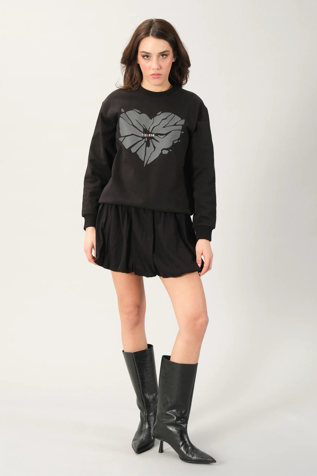 Tiburon Kalp Baskılı Siyah Sweatshirt