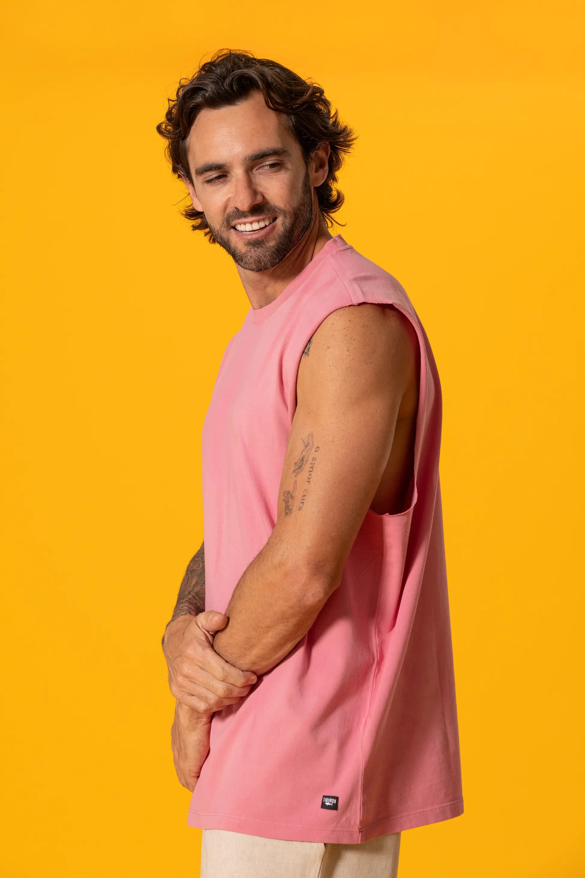 Pembe Yıkamalı Kolsuz Tişört