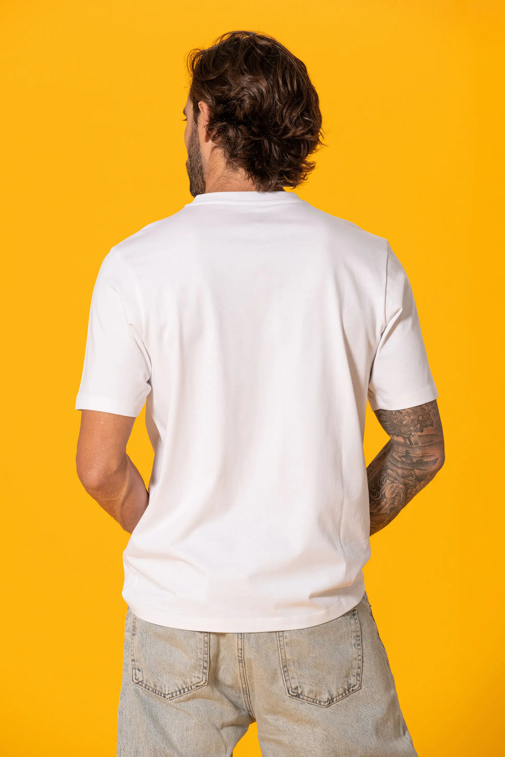 Minimal Baskılı Beyaz Regular Tişört