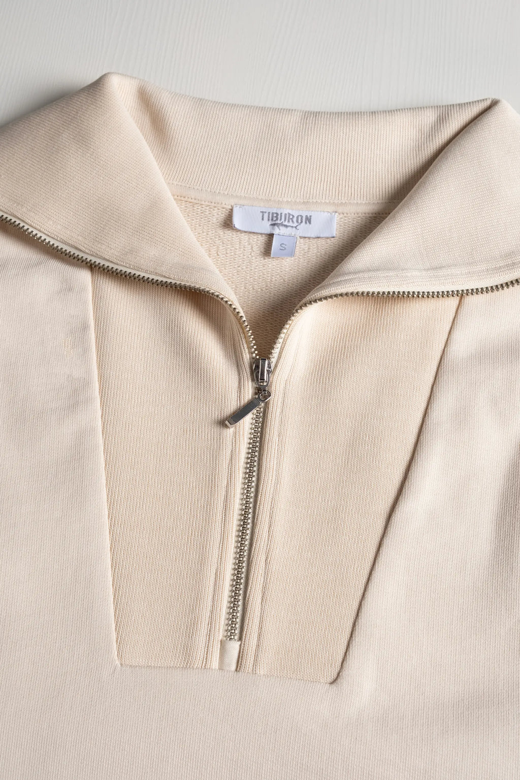 Yarım Fermuarlı Ekru Sweatshirt