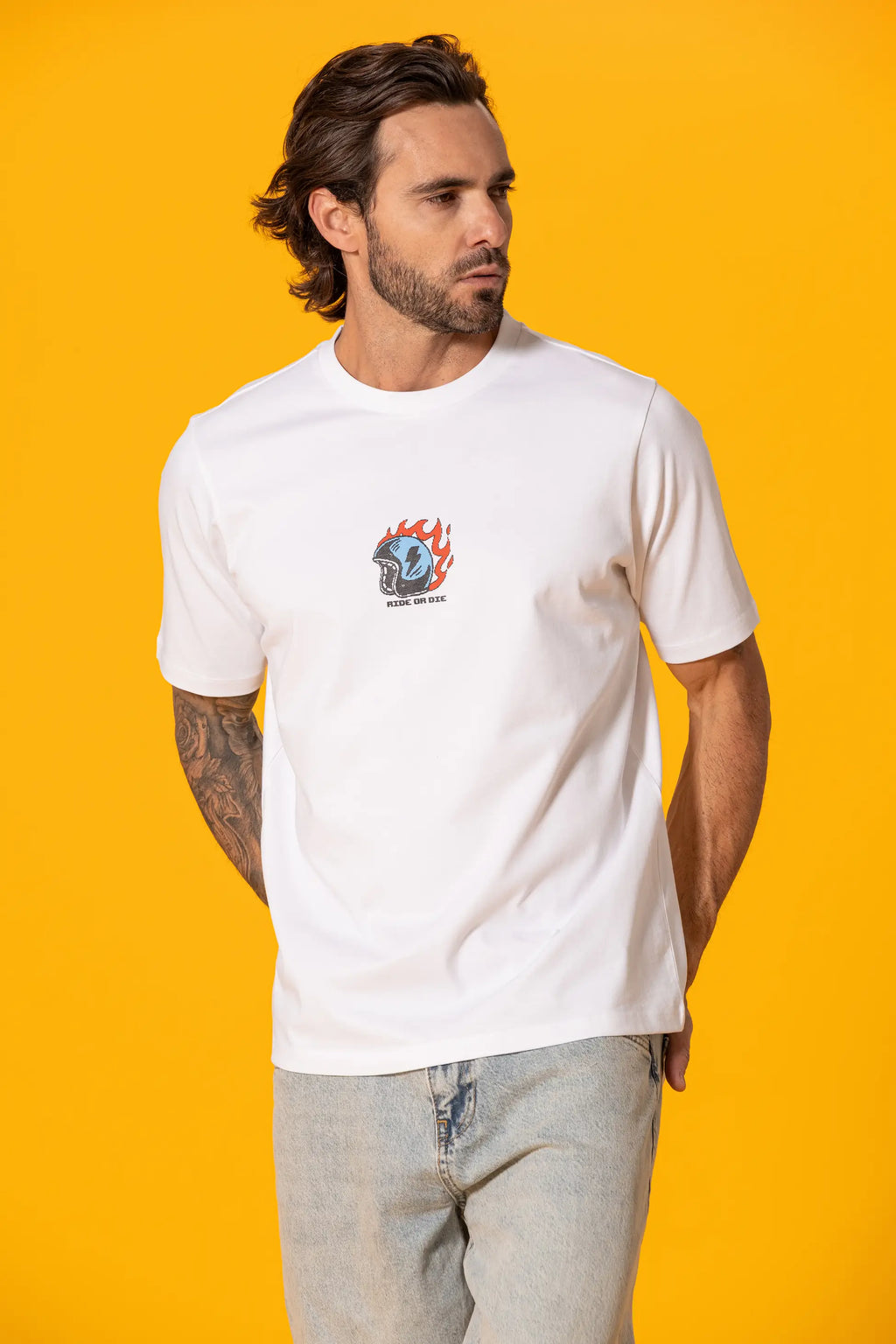 Minimal Oyun Tema Baskılı Beyaz Regular Tişört