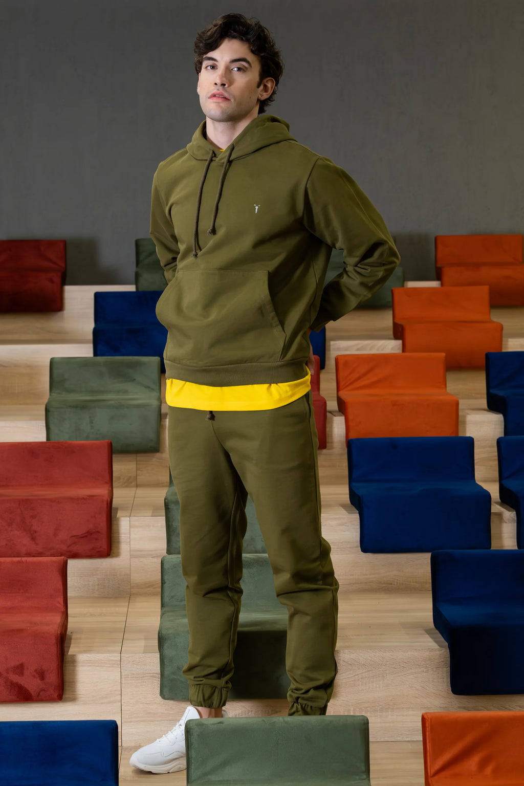 Haki Basic Jogger Pantolon