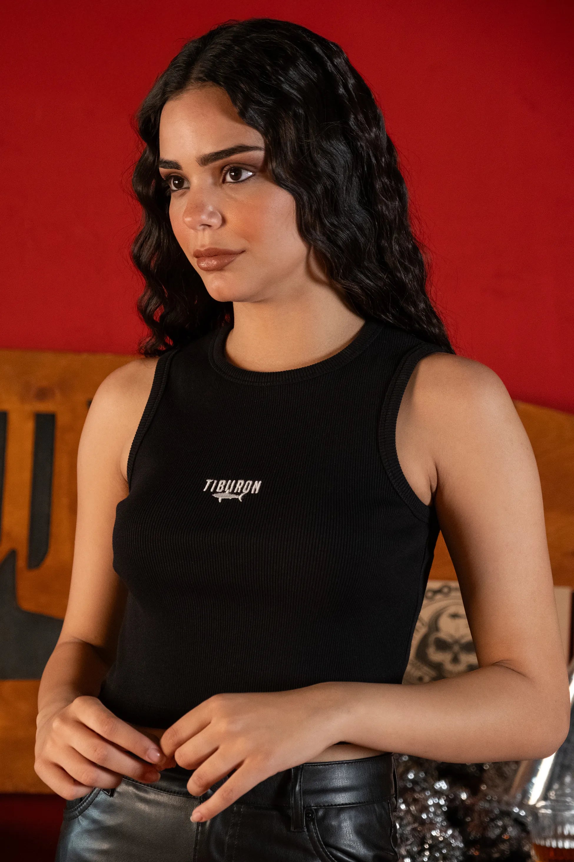 Tiburon Nakışlı Siyah Halter Yaka Atlet